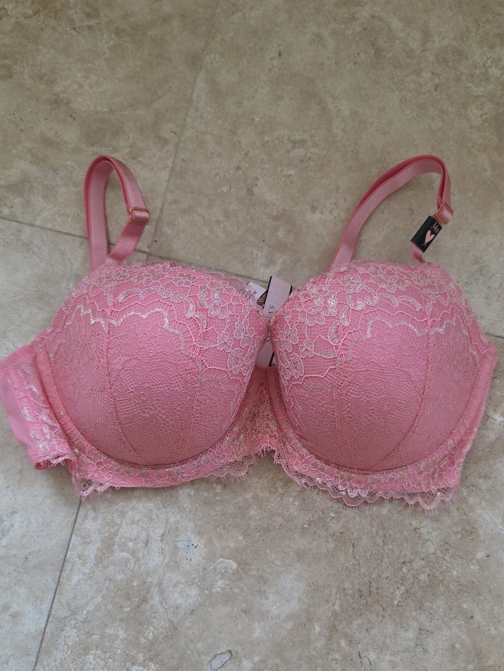 NWT Victoria's Secret Pink Lace Underwire Bra with Floral Detail